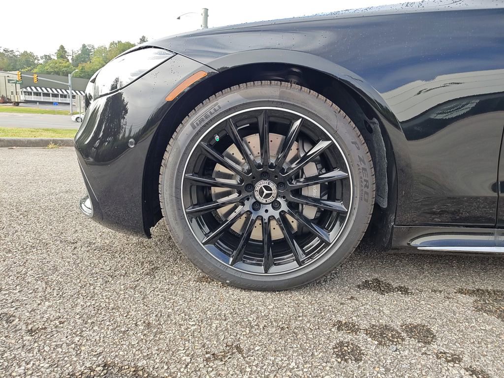 New 2026 Mercedes-Benz S 580 4MATIC Sedan image 4