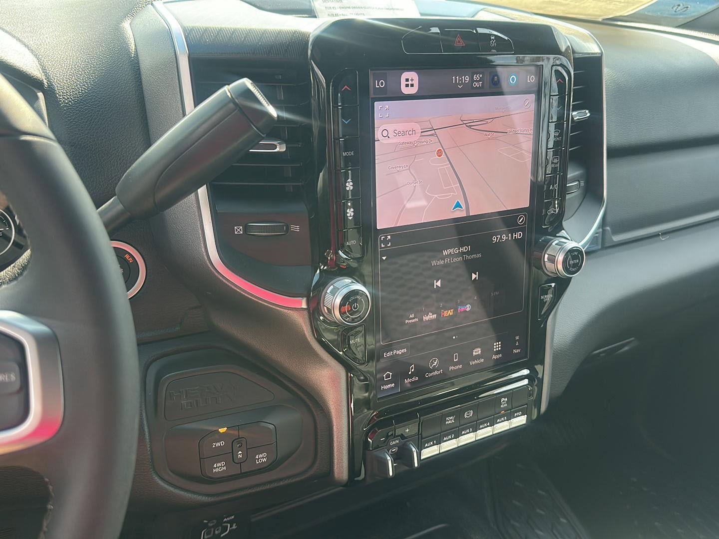 New 2025 RAM 5500 4x4 Regular Cab image 13