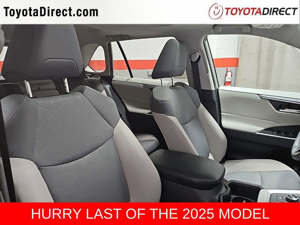New 2025 Toyota RAV4 XLE image 26