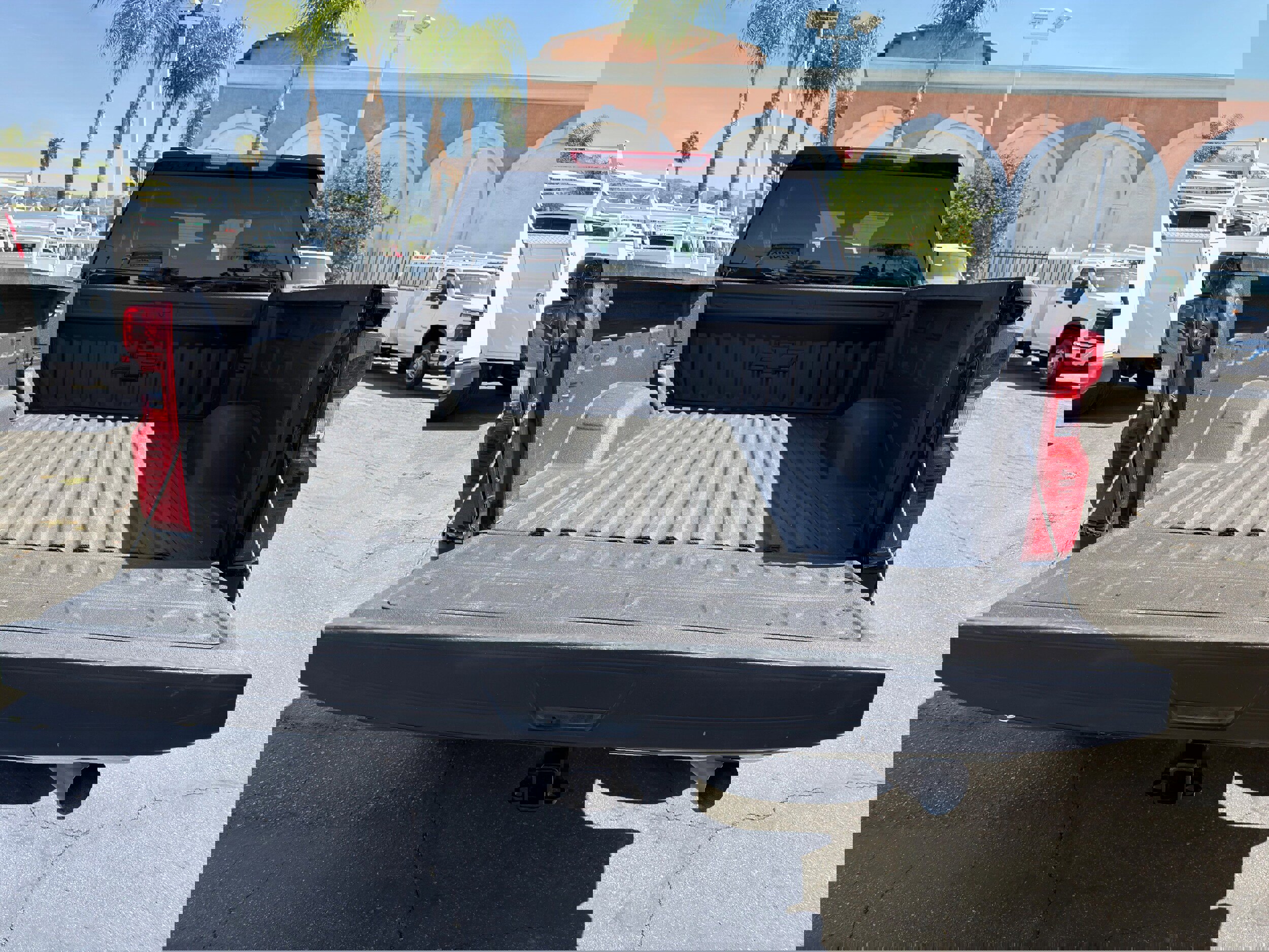 Used 2025 Chevrolet Silverado 2500 LT w/ Convenience Package image 18