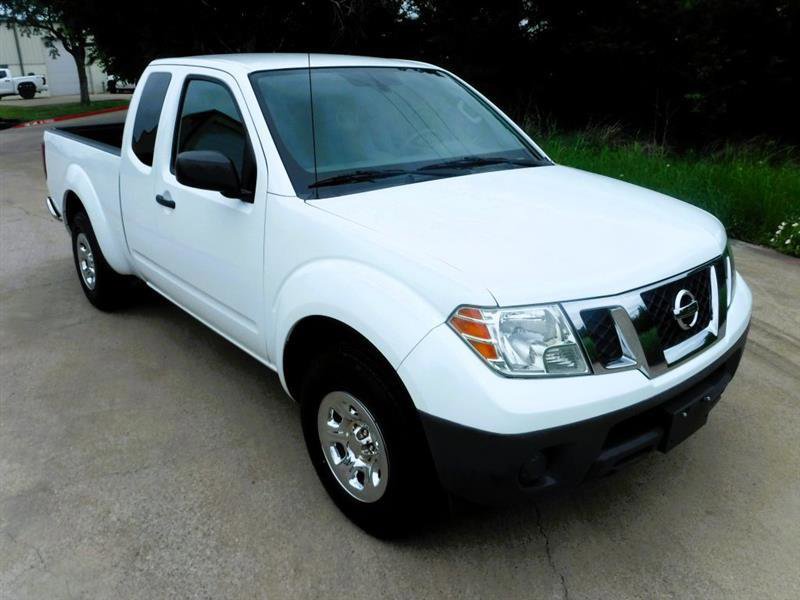 Used 2016 Nissan Frontier S RWD image 2
