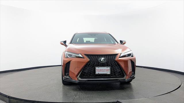 Used 2019 Lexus UX 200 F Sport w/ F Sport Premium Package FWD image 8