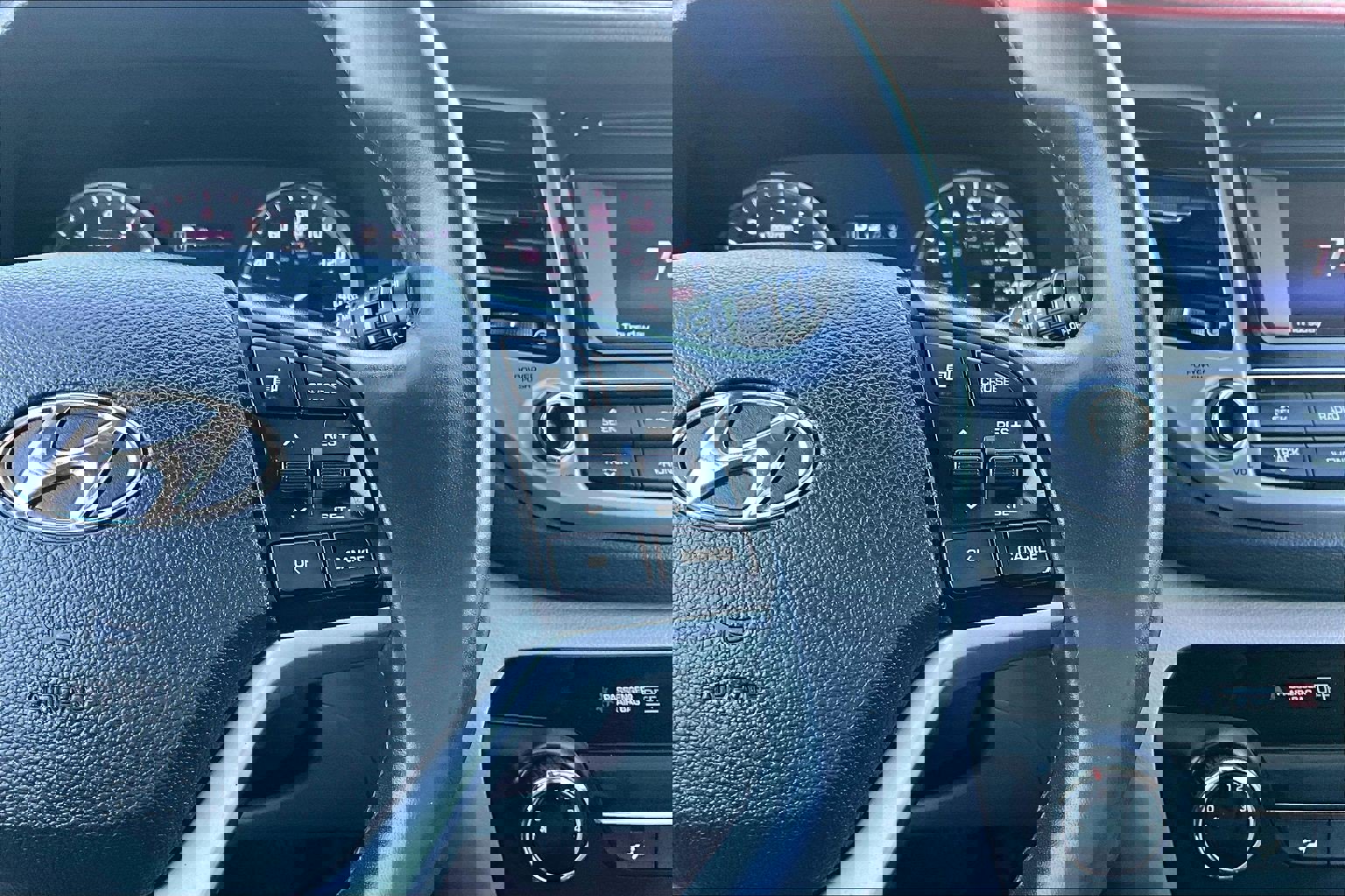 Used 2017 Hyundai Tucson Sport image 19