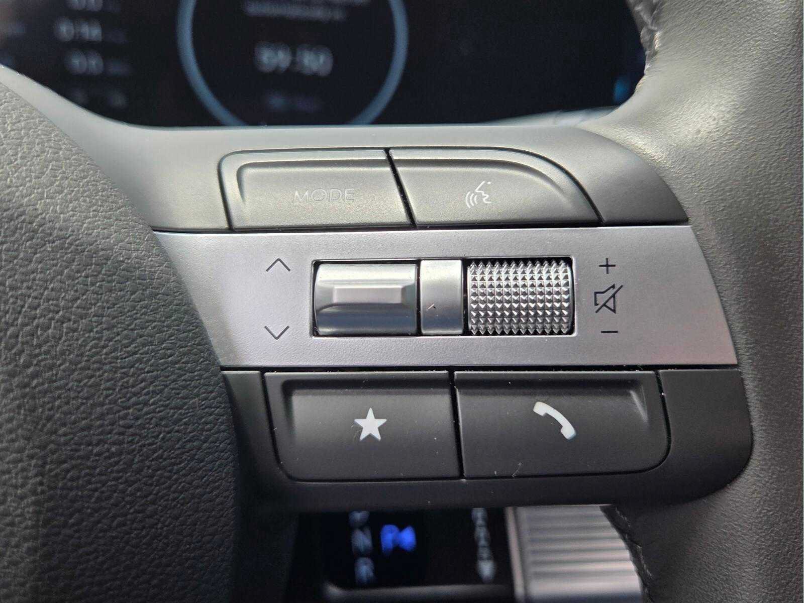 Used 2024 Hyundai Sonata SEL w/ Convenience Package FWD image 29