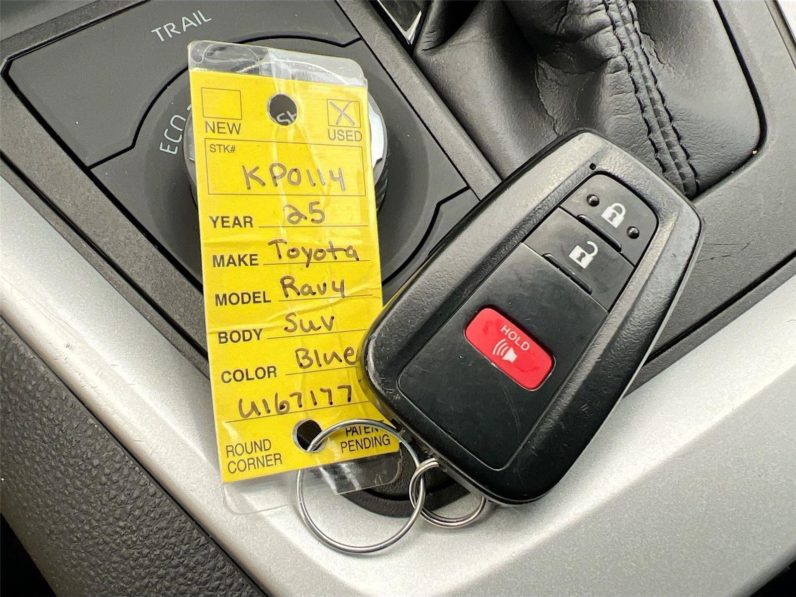 Used 2025 Toyota RAV4 XLE image 13