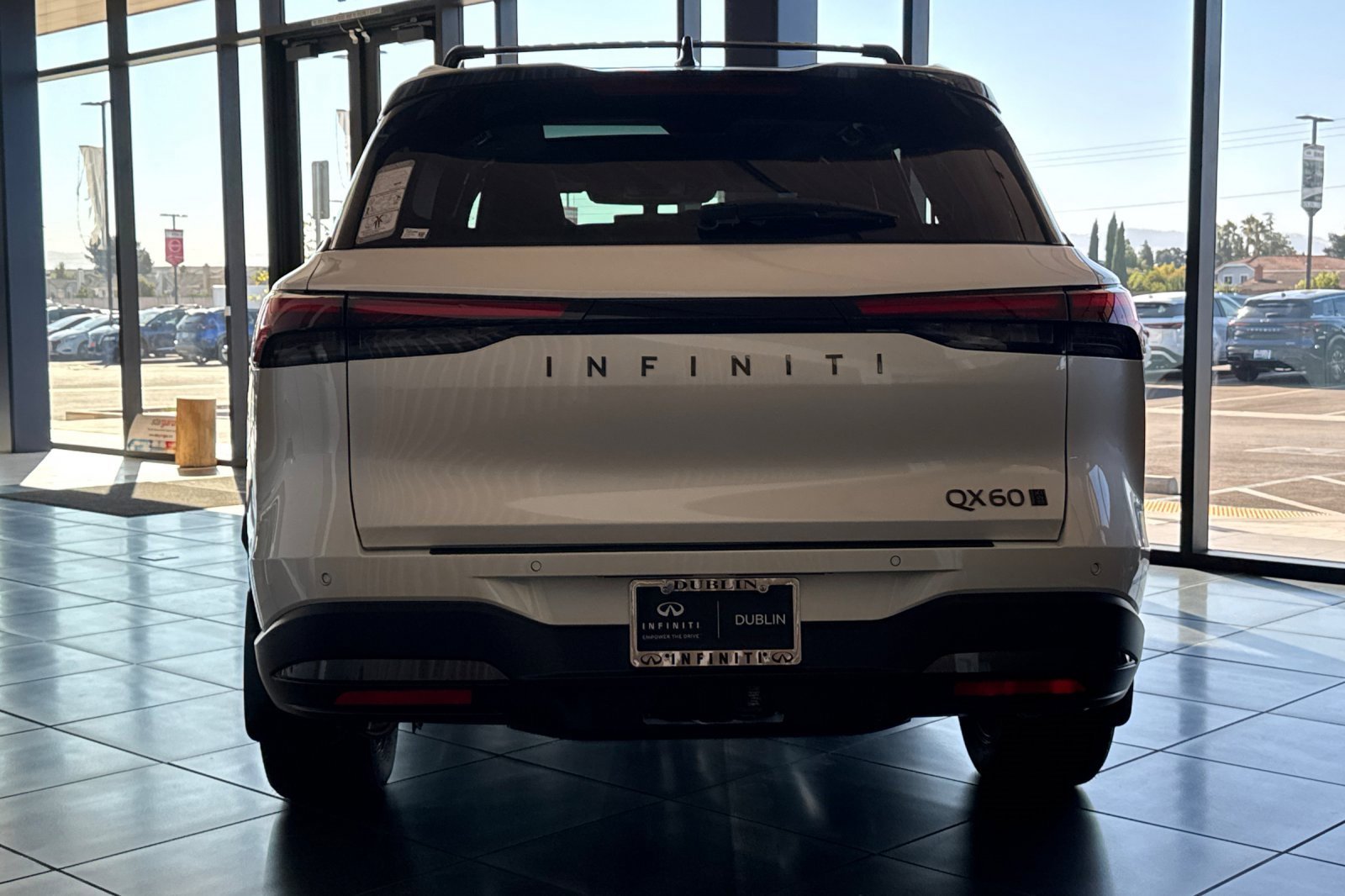 New 2026 INFINITI QX60 Autograph w/ Dark Cargo Package image 4