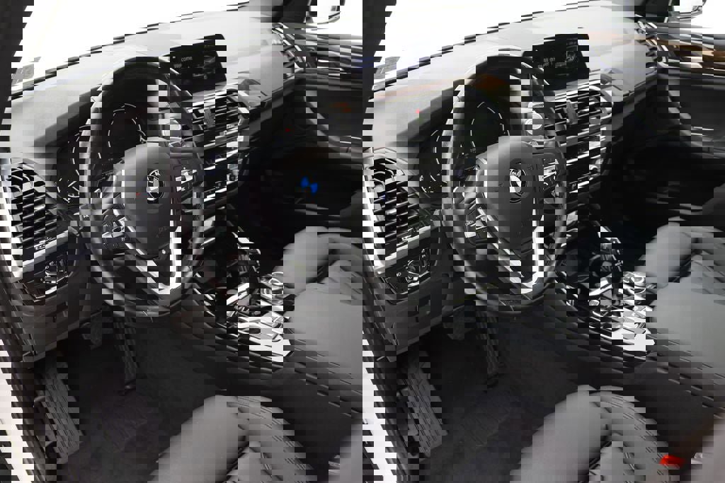 Used 2021 BMW X3 xDrive30i w/ Convenience Package image 12