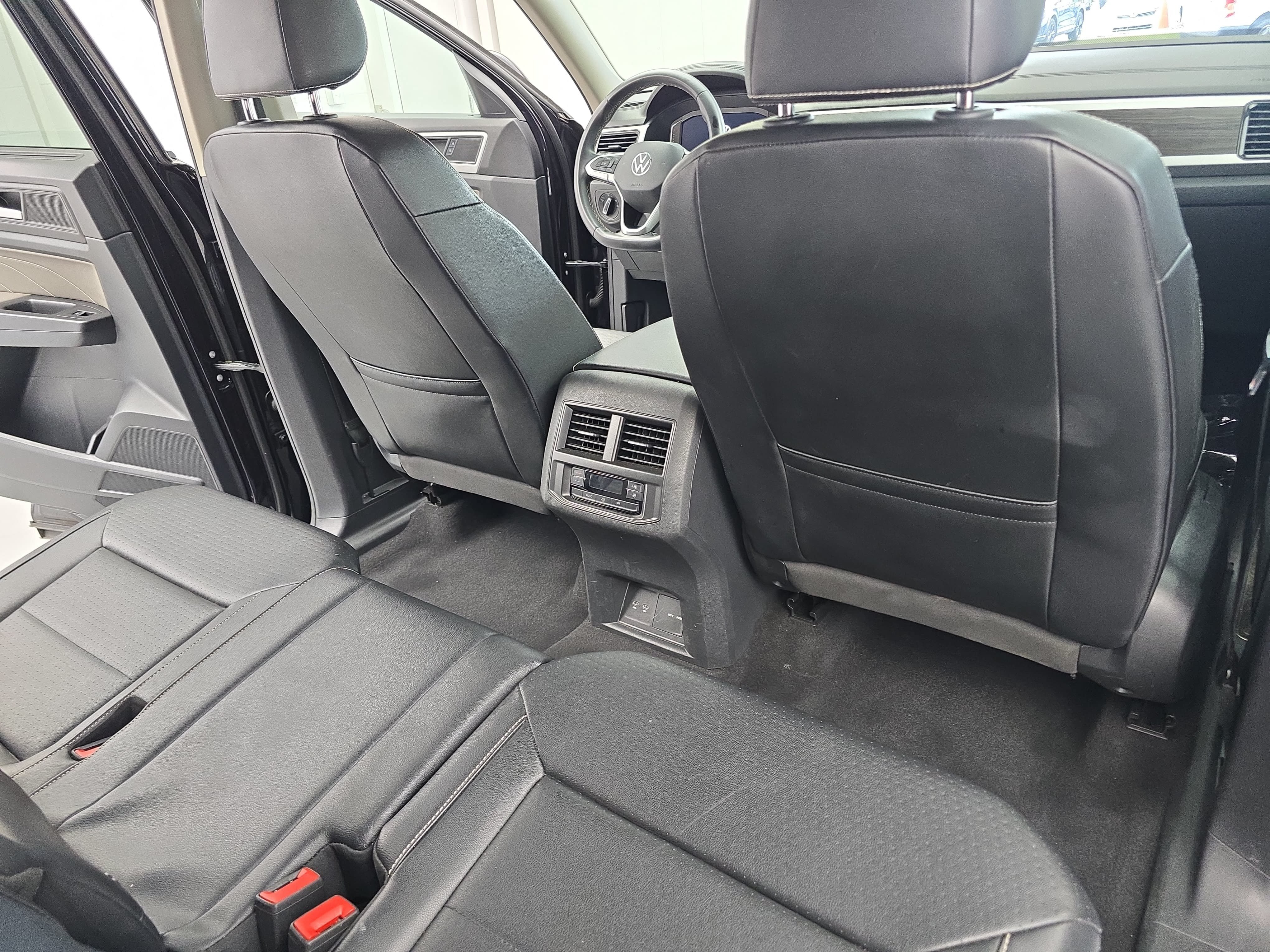 Used 2022 Volkswagen Atlas SE AWD/4WD image 11