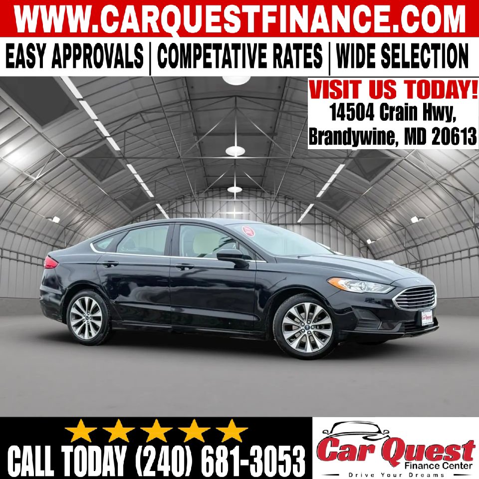 Used 2020 Ford Fusion SE image 1