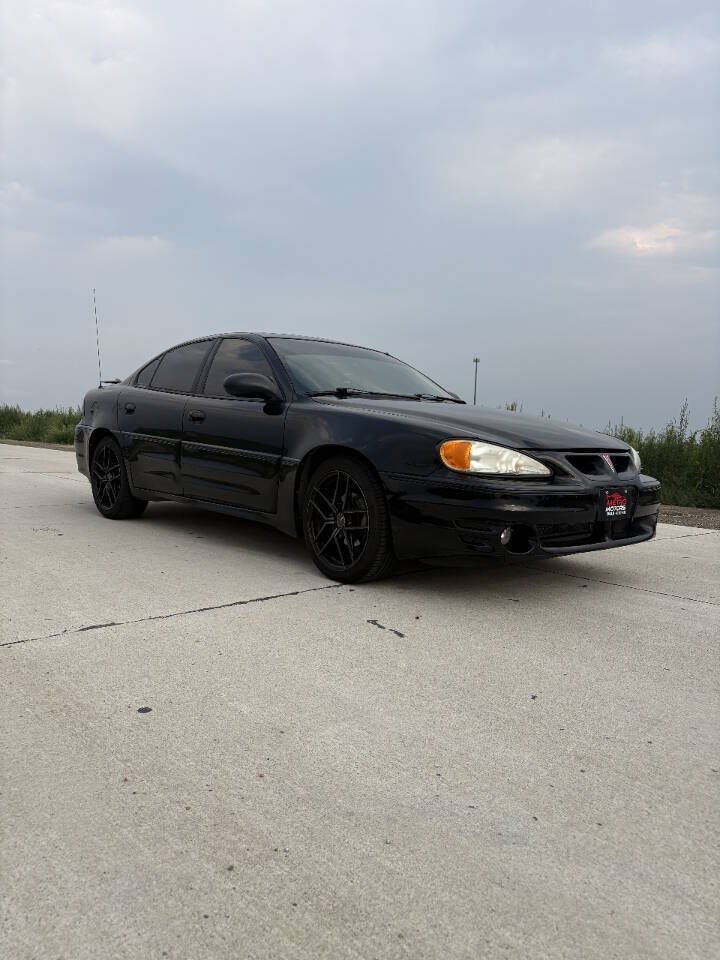 Used 2004 Pontiac Grand Am GT FWD image 2