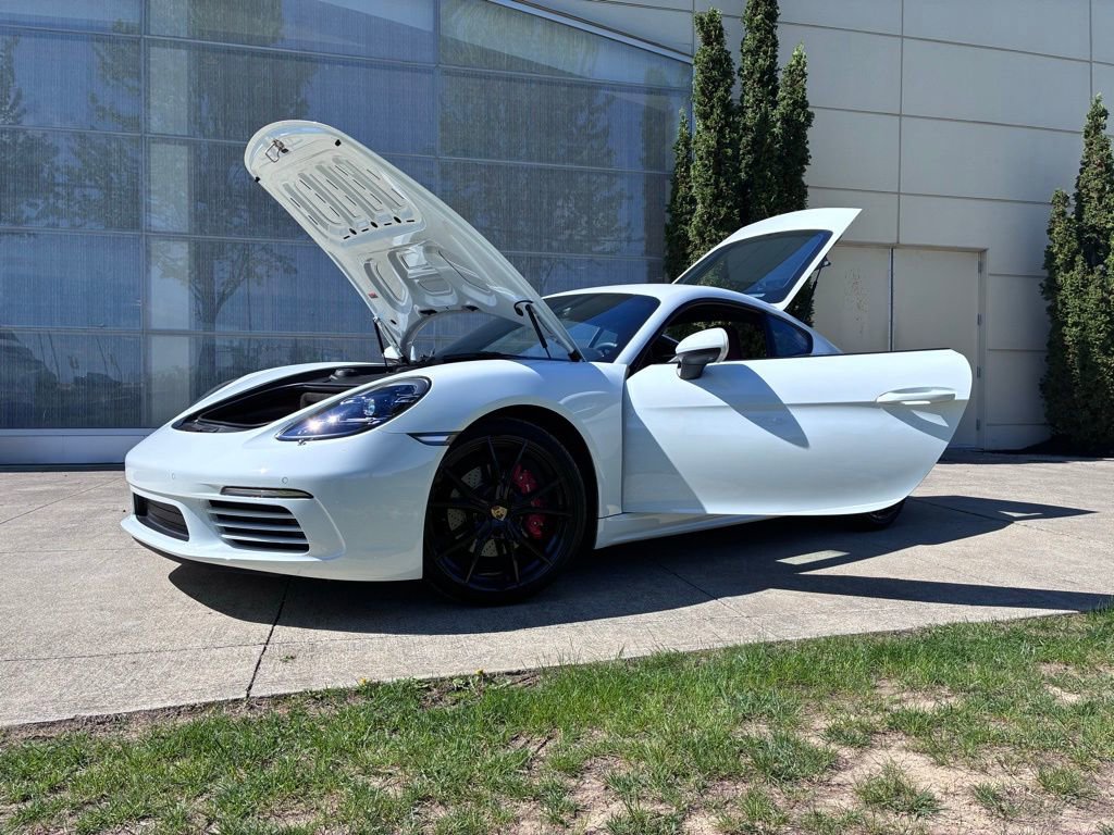 Used 2024 Porsche 718 Cayman S RWD image 36