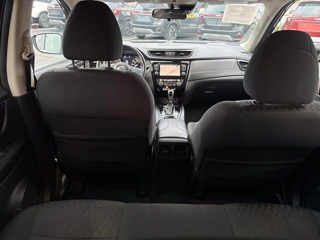 Used 2019 Nissan Rogue SV w/ Premium Package image 29