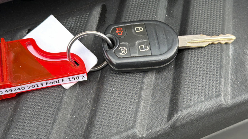 Used 2013 Ford F150 Platinum image 29