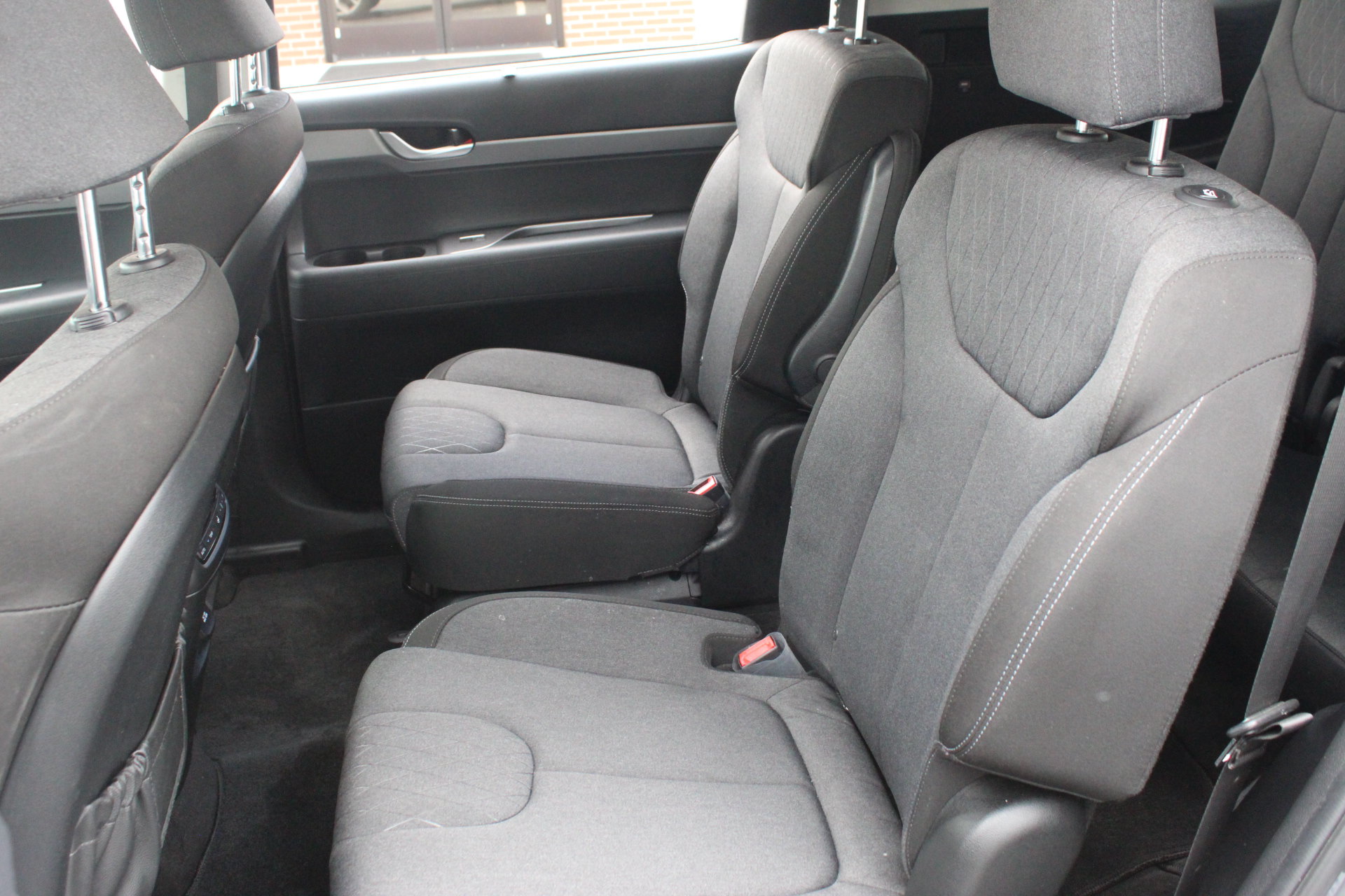 Used 2022 Hyundai Palisade SEL w/ Convenience Package FWD image 25
