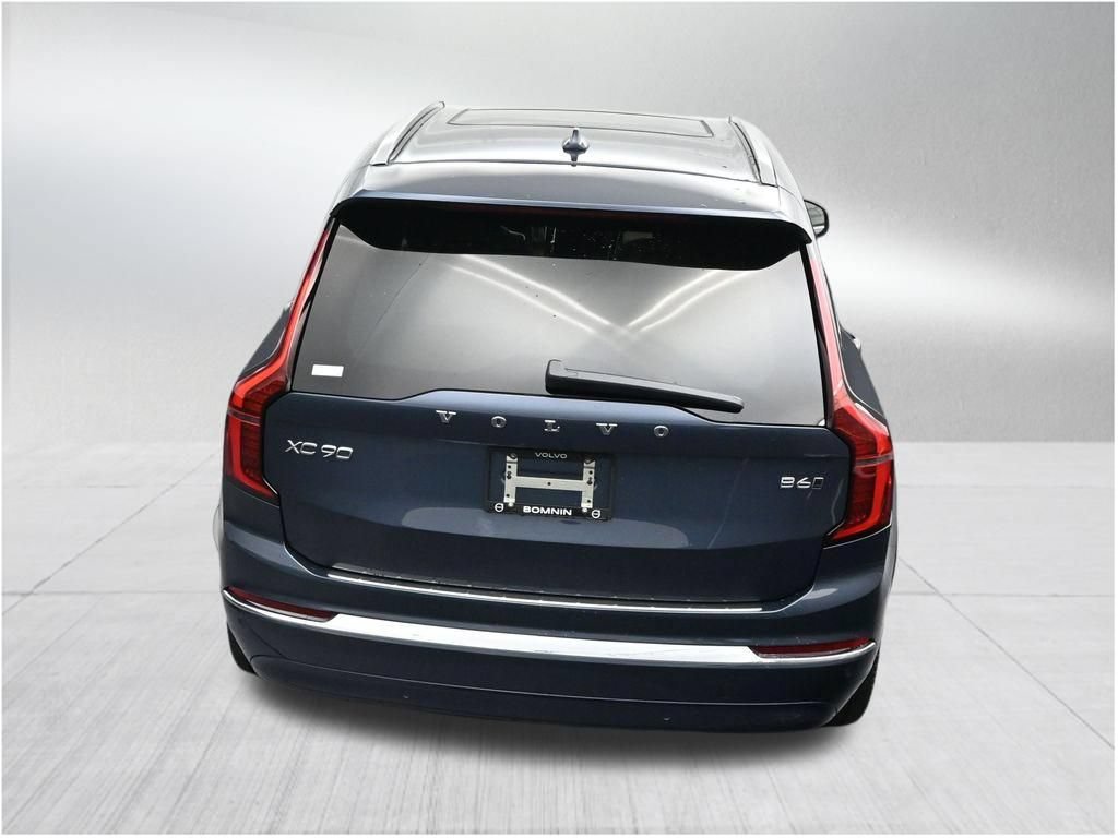 New 2026 Volvo XC90 B6 Plus w/ Protection Package Premier AWD/4WD image 16