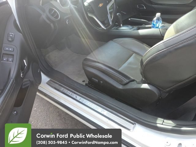 Used 2015 Chevrolet Camaro SS w/ RS Package RWD image 10