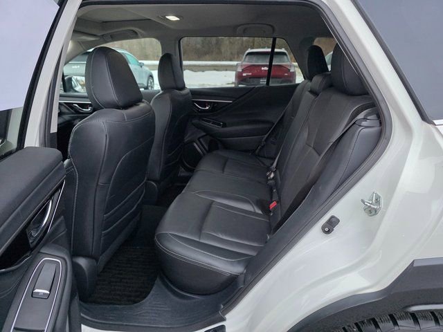 Used 2024 Subaru Outback Limited image 18