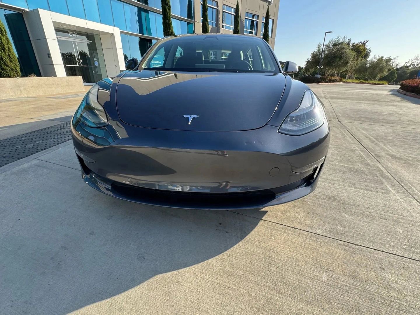 Used 2020 Tesla Model 3 Standard Range Plus RWD image 3