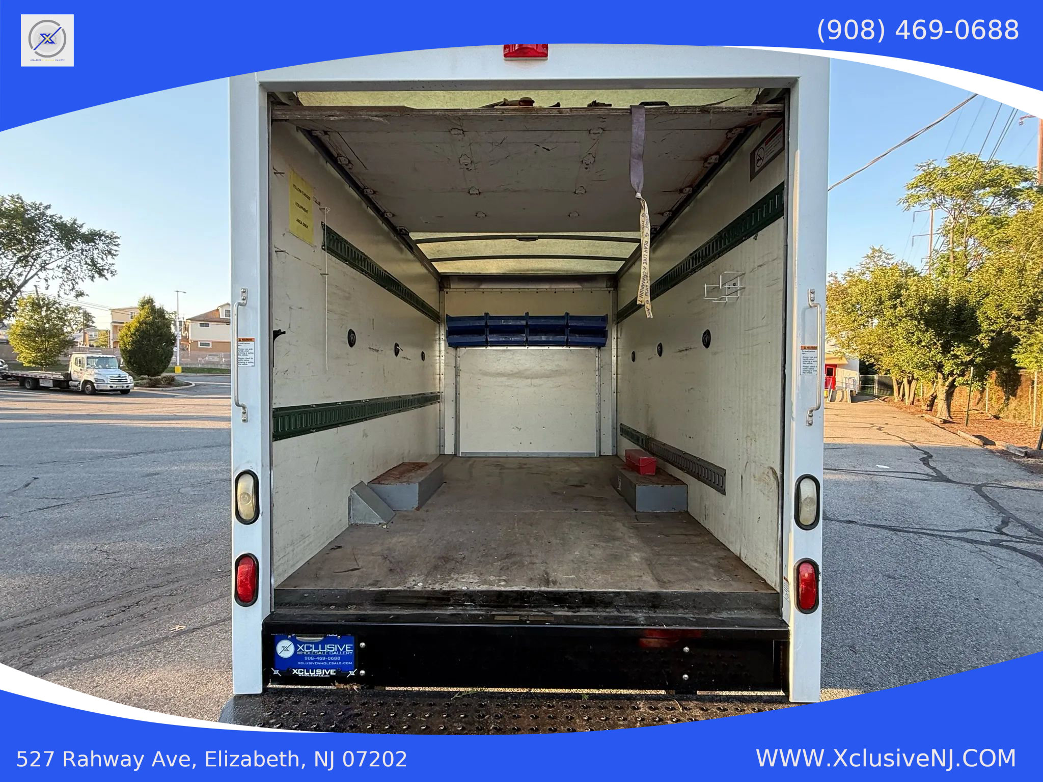 Used 2015 Ford E-350 and Econoline 350 Super Duty image 15