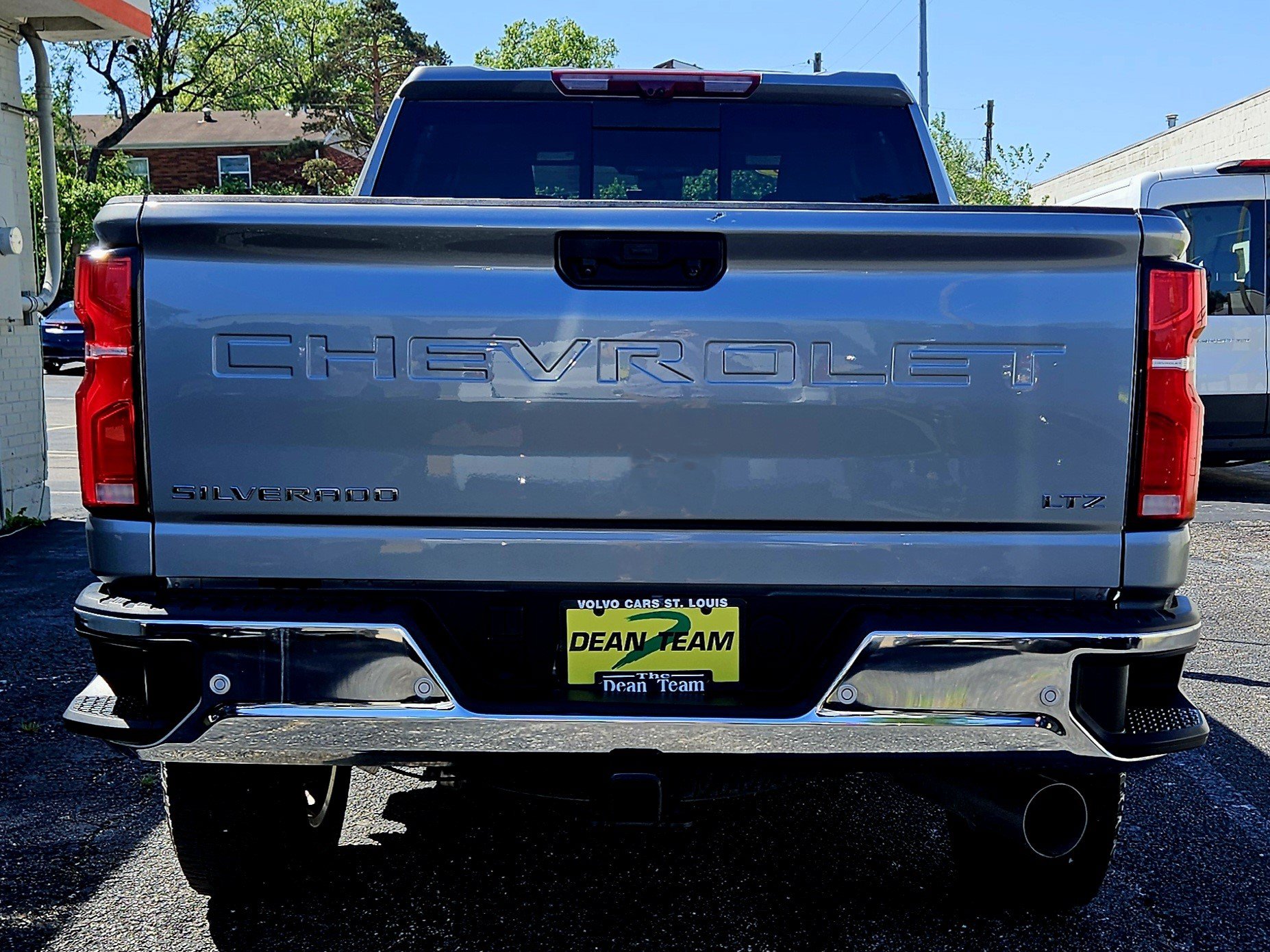 Used 2025 Chevrolet Silverado 2500 LTZ w/ LTZ Plus Package AWD/4WD image 6