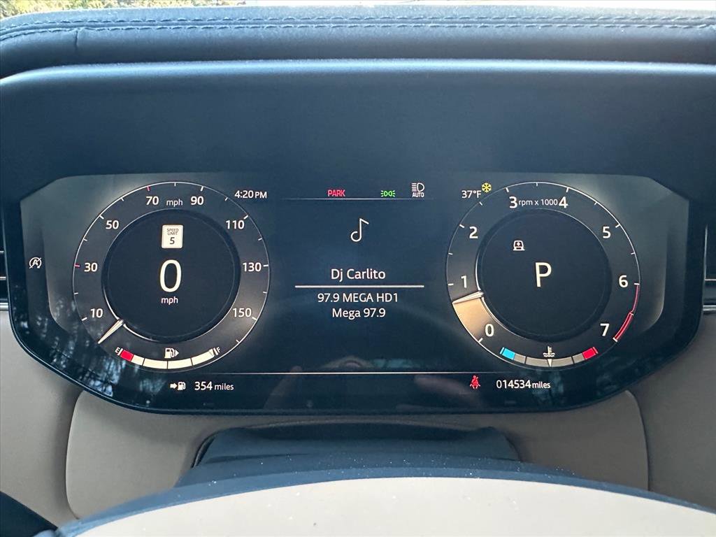 Used 2023 Land Rover Range Rover Sport SE image 12