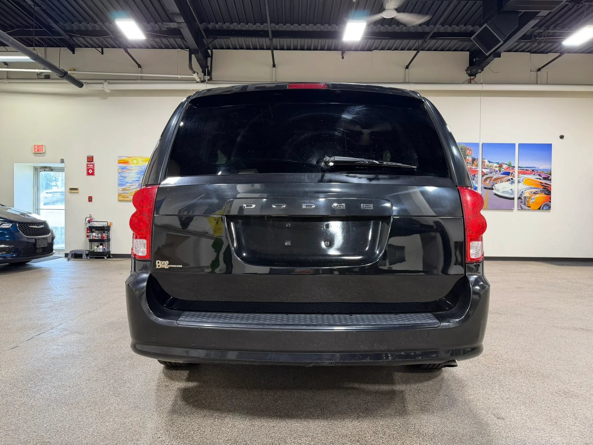 Used 2016 Dodge Grand Caravan SE FWD image 6