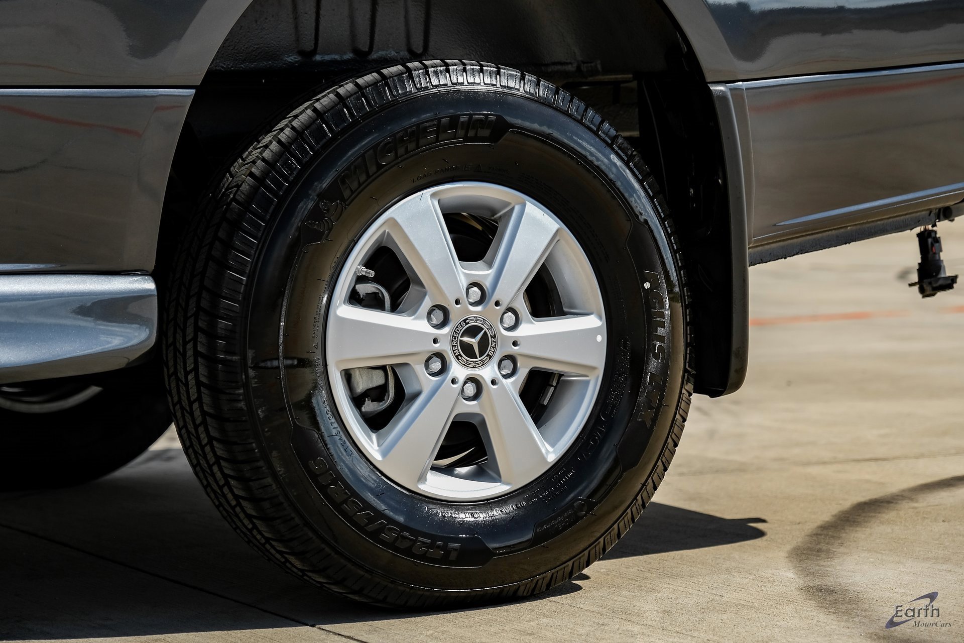 Used 2023 Mercedes-Benz Sprinter 2500 image 93