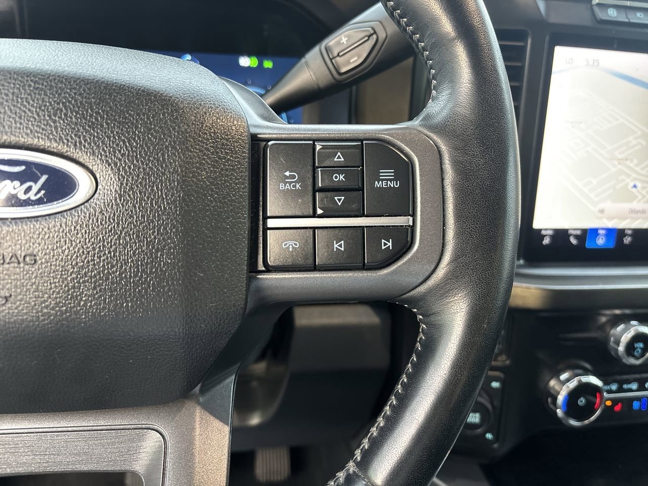 Used 2024 Ford F250 Lariat w/ Lariat Ultimate Package image 30