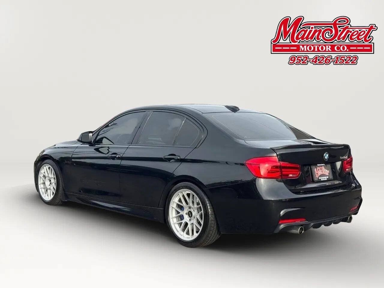 Used 2017 BMW 340i xDrive Sedan AWD/4WD image 5