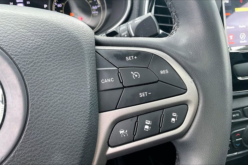 Used 2022 Jeep Cherokee Limited image 15