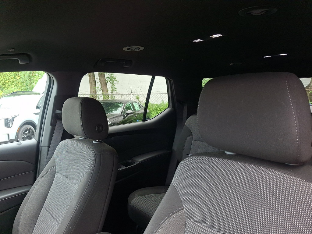 Used 2023 Chevrolet Traverse LT AWD/4WD image 28