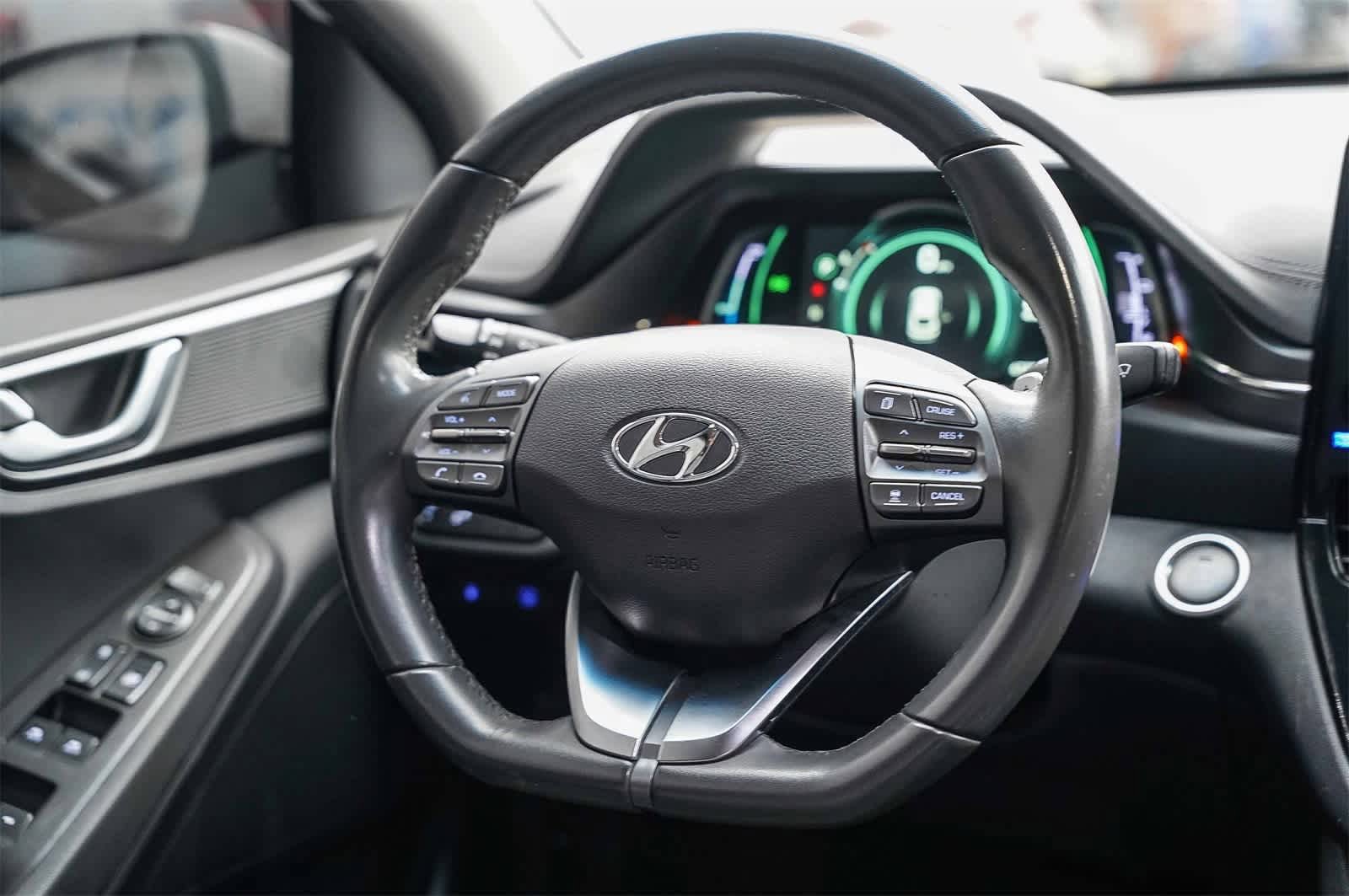 Certified 2020 Hyundai Ioniq SEL image 15