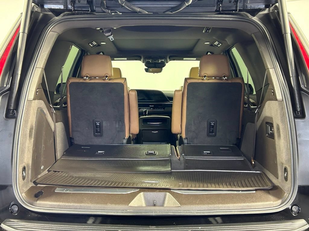 Used 2021 Cadillac Escalade Sport w/ Driver Assist Tech Package AWD/4WD image 15