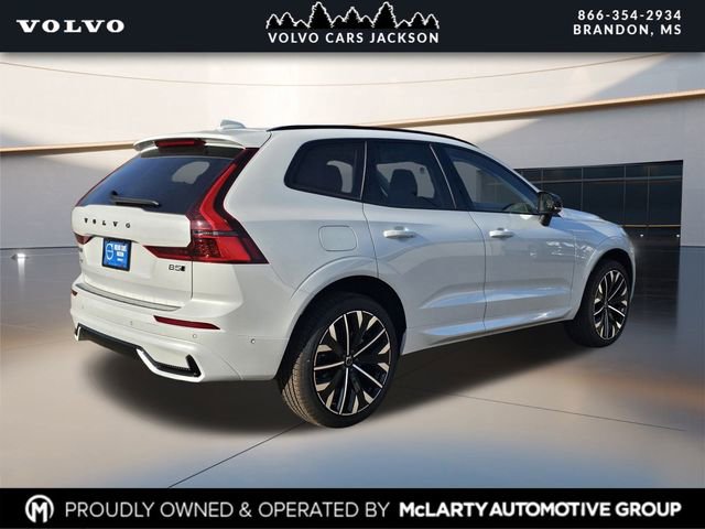 New 2026 Volvo XC60 B5 Ultra w/ Protection Package Premier image 2