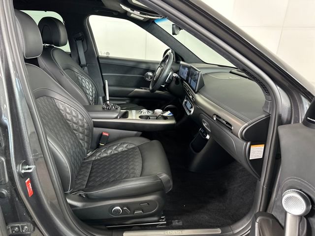 Used 2023 Genesis GV60 Performance image 28