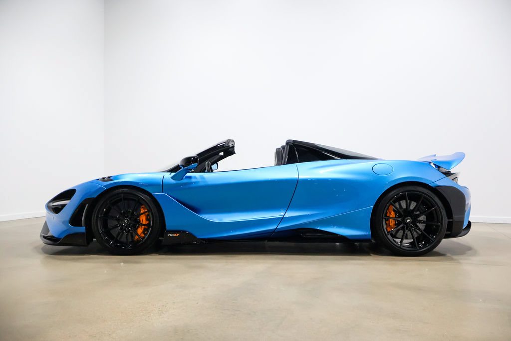 Used 2022 McLaren 765LT RWD image 18