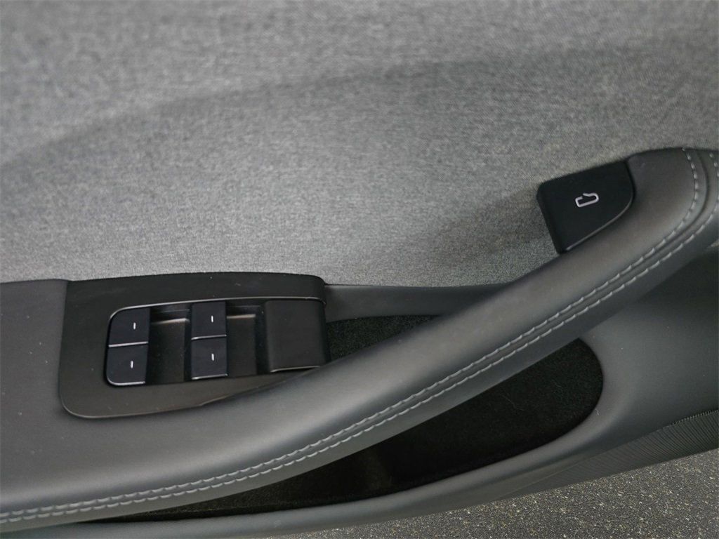 Used 2025 Tesla Model 3 Long Range image 27