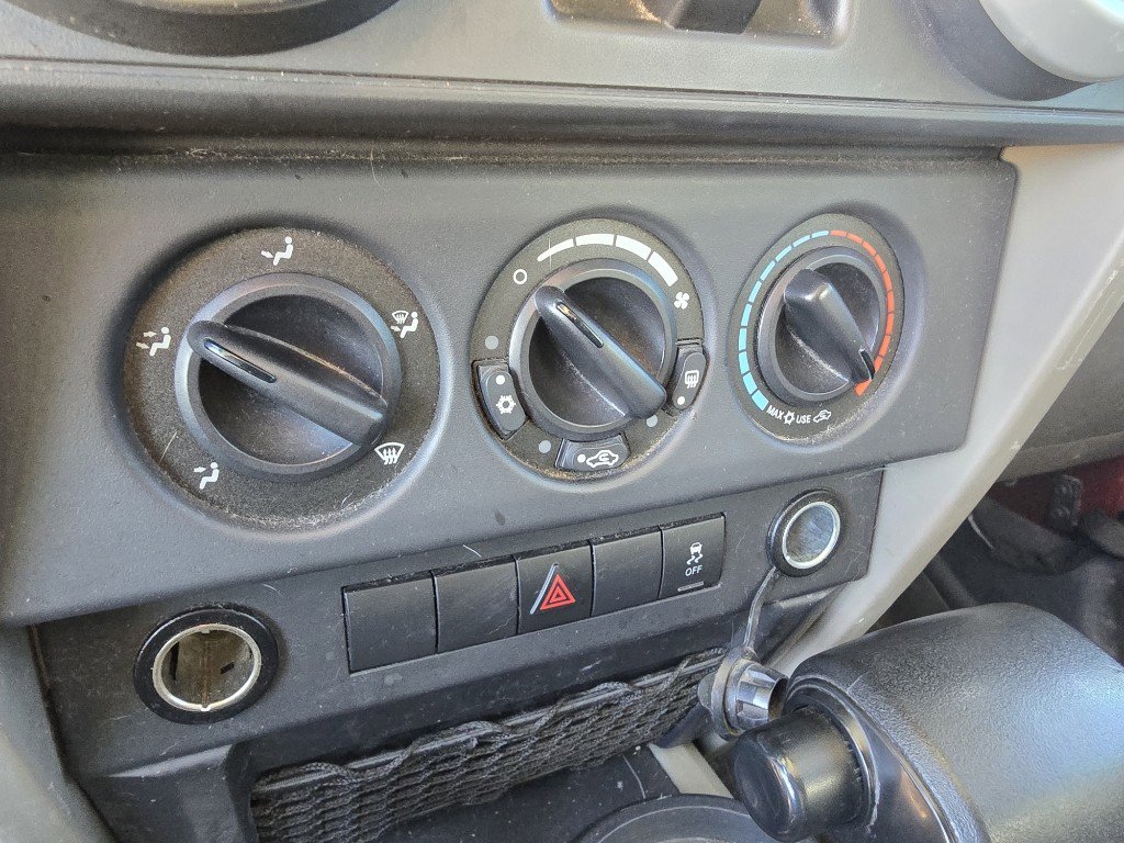 Used 2010 Jeep Wrangler Unlimited Sahara w/ Mopar Chrome Edition Group image 18