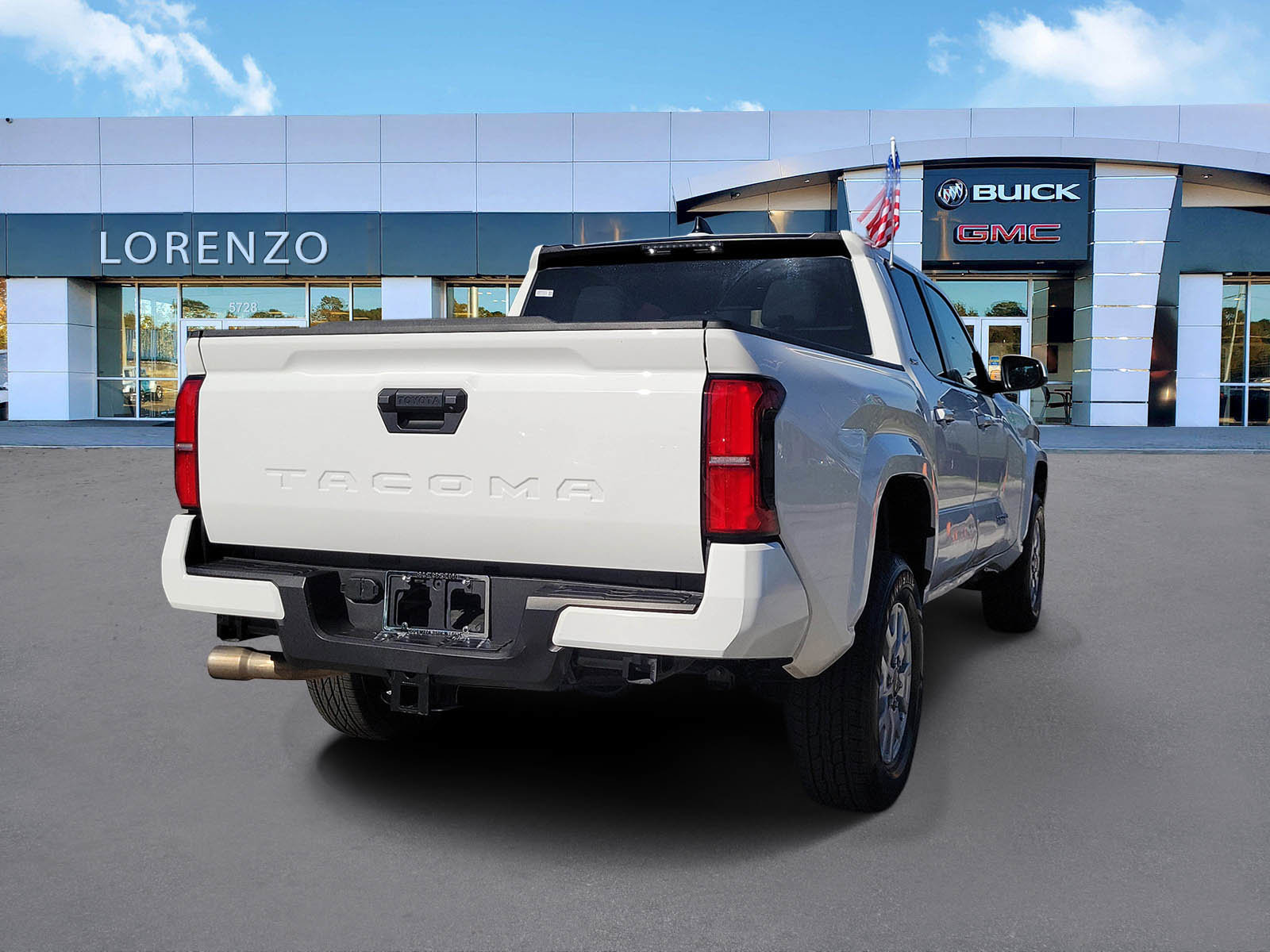 Used 2024 Toyota Tacoma SR5 RWD image 4