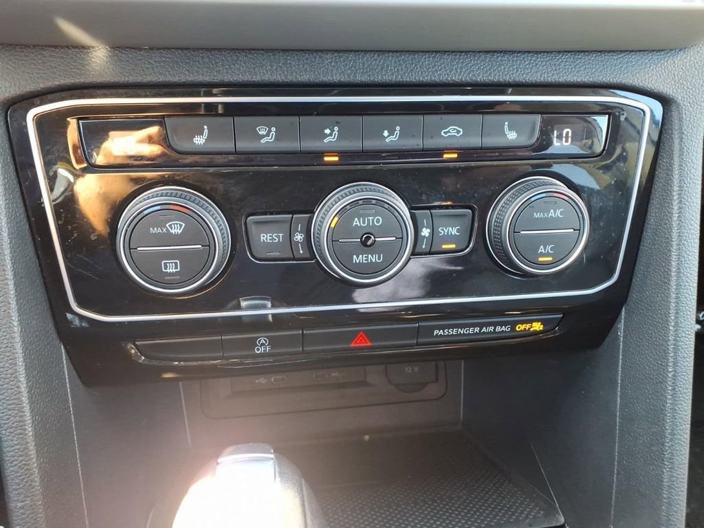 Used 2023 Volkswagen Atlas SE w/ Panoramic Sunroof Package image 20