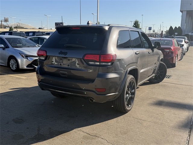 Used 2020 Jeep Grand Cherokee Altitude image 5