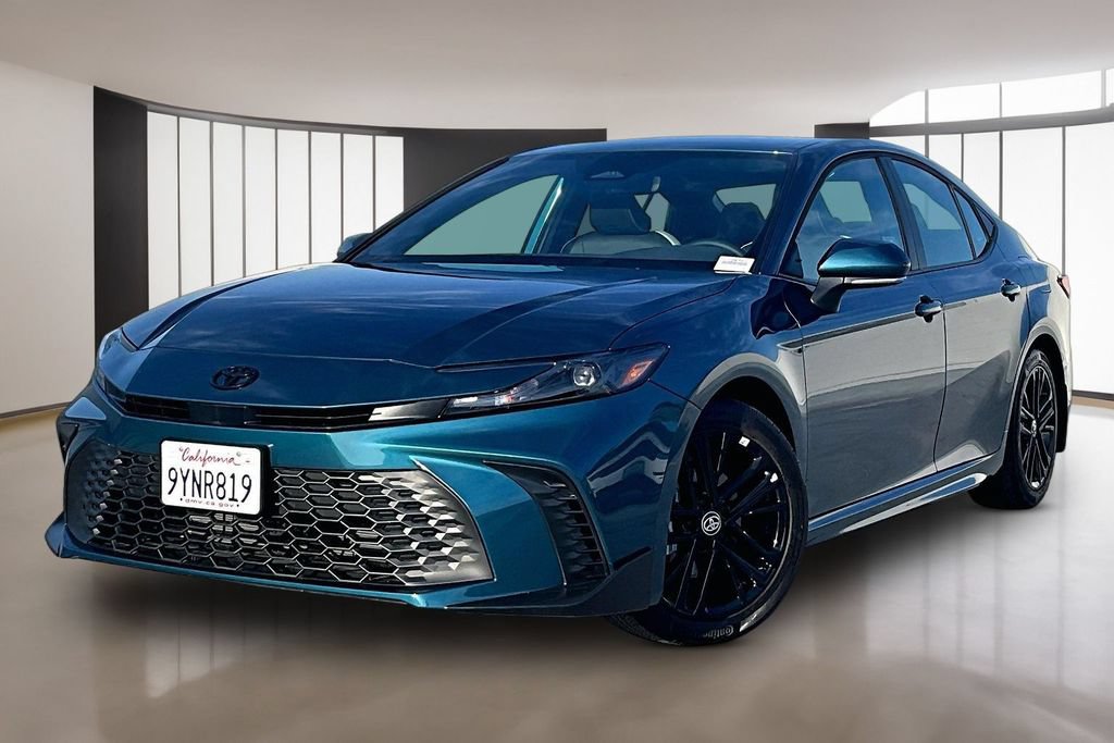 Used 2026 Toyota Camry SE w/ Multimedia Upgrade Package FWD image 1