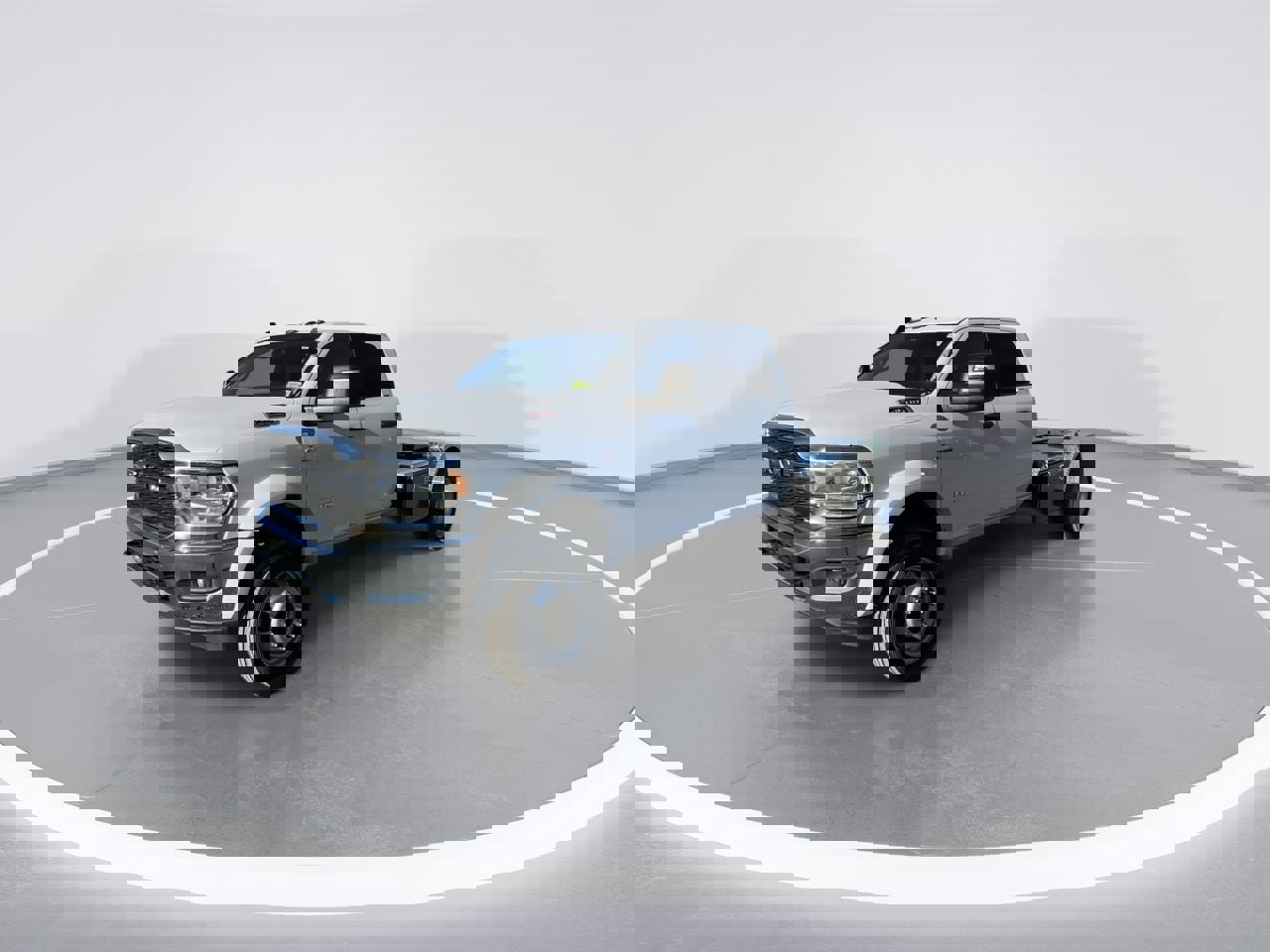 Used 2024 RAM 4500 SLT w/ Quick Order Package 2YG SLT image 4