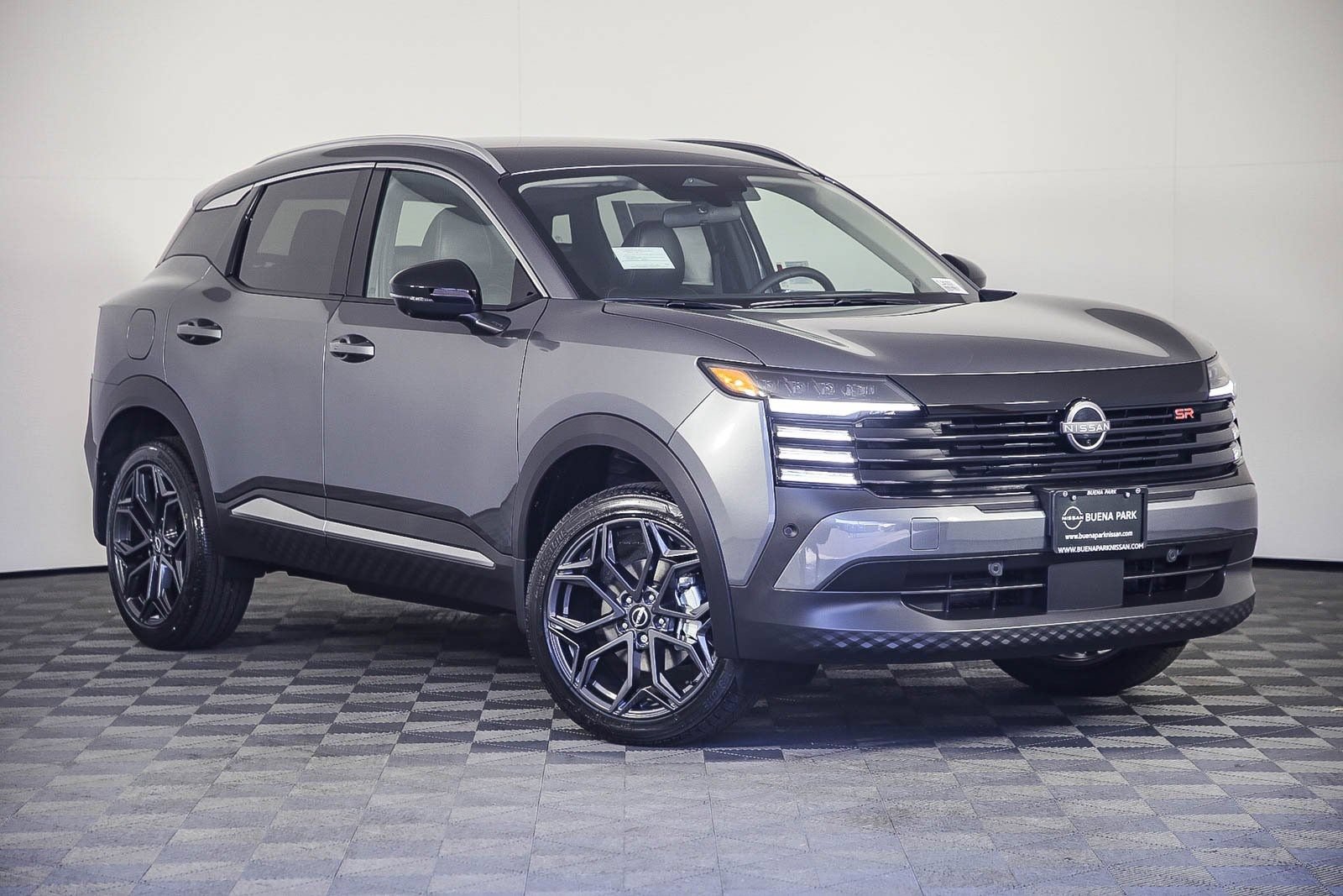 New 2026 Nissan Kicks SR