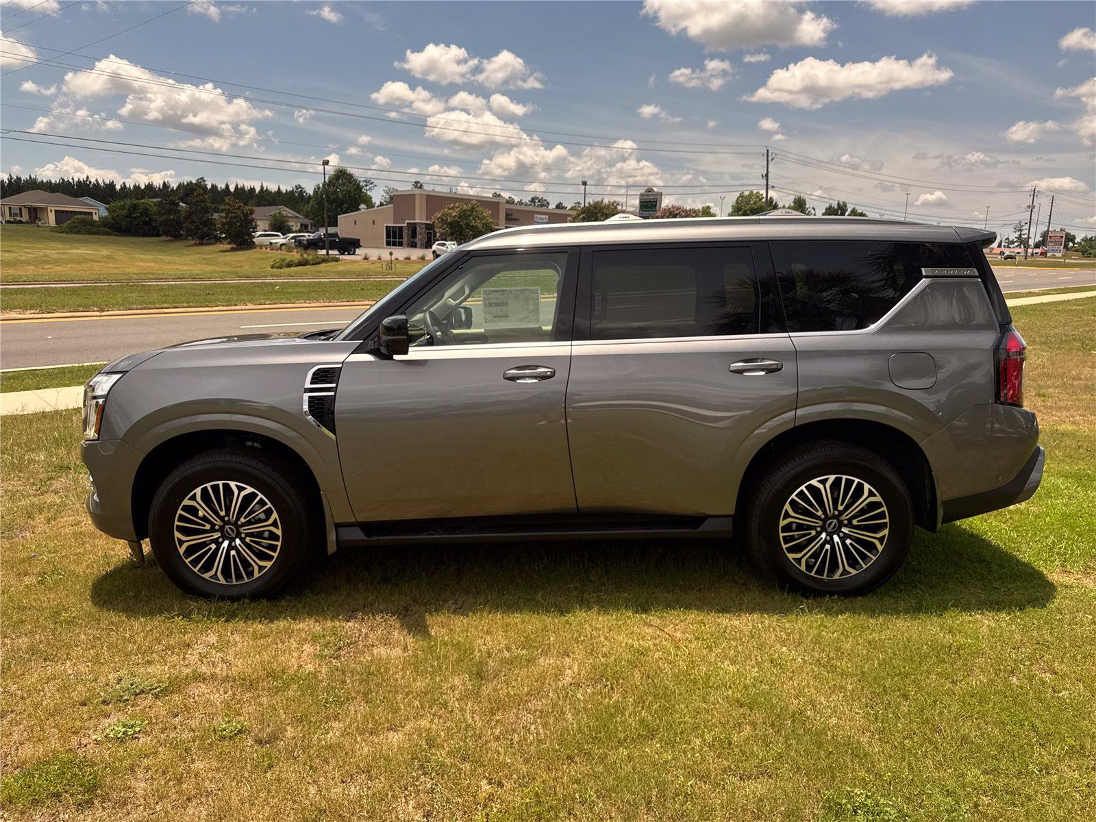 New 2026 Nissan Armada Platinum RWD image 7