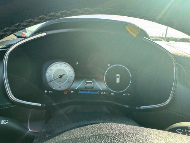 Used 2023 Hyundai Santa Fe Calligraphy image 17