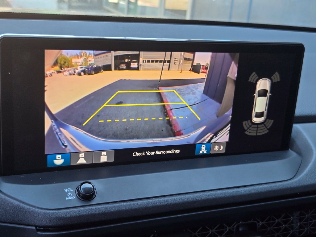 Used 2023 Honda Accord Touring image 17