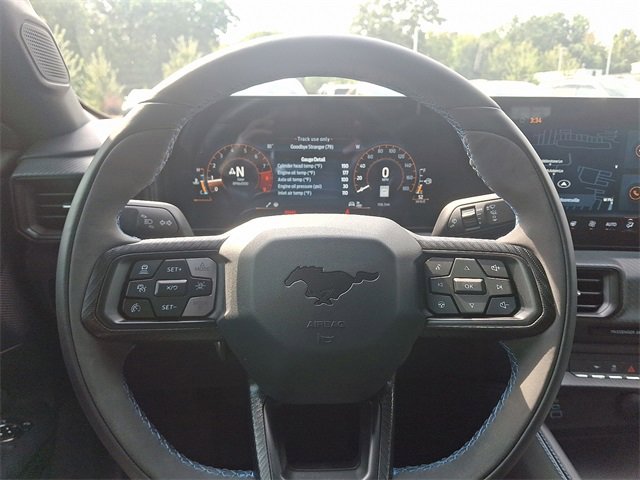 Used 2025 Ford Mustang Dark Horse image 17