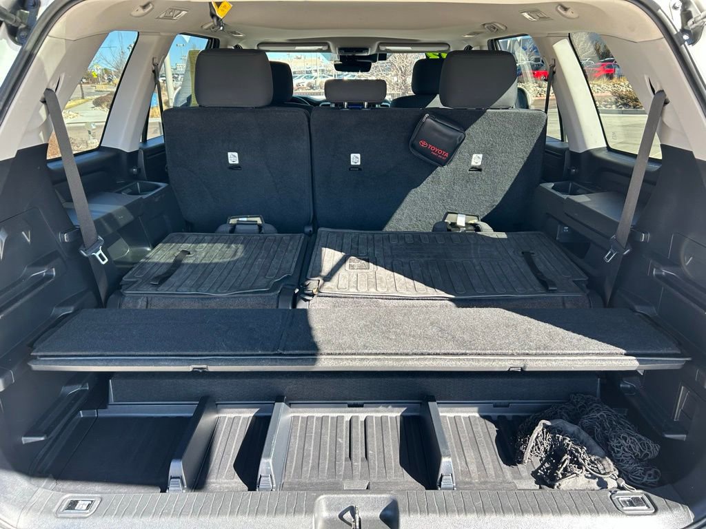 Used 2023 Toyota Sequoia SR5 image 27
