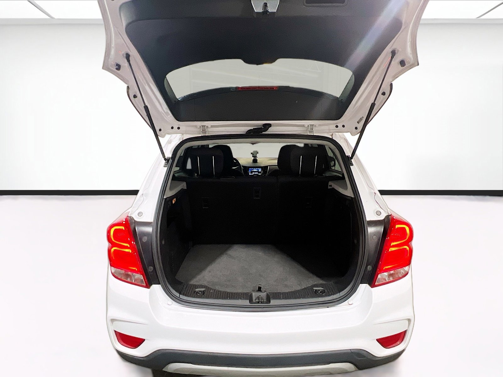 Used 2019 Chevrolet Trax LT image 17